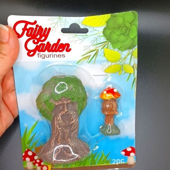 FAIRY Garden Father Tree with mushrooms birdhouse - Picture 1 of 5